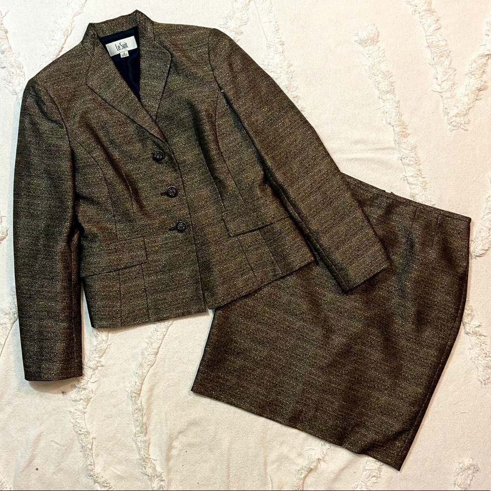 Black & Bronze Sparkly Le Suit Skirt Suit Size 8